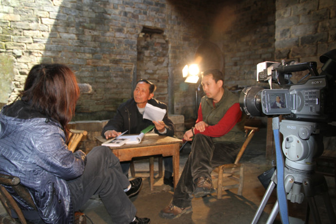纪录片《李岩故里之谜》剧组在通山拍摄